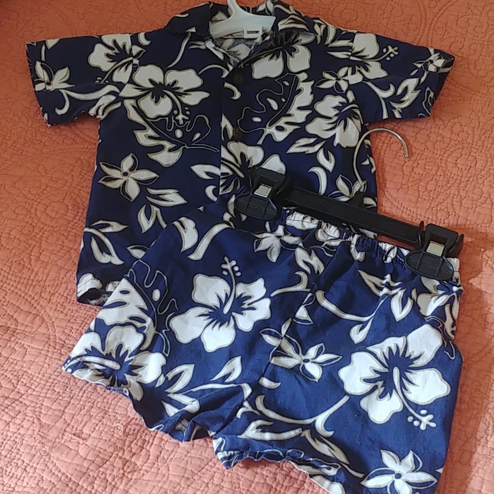 Infant boys hibiscus set